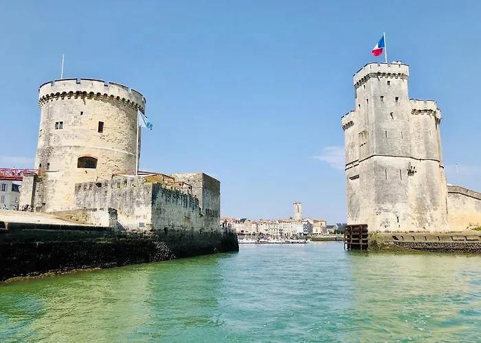 Nuit Insolite A Bord D'un Voilier Tekne